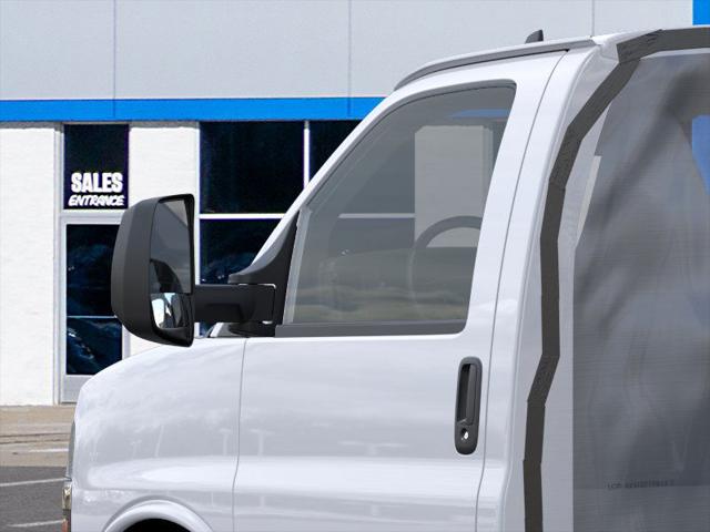 2025 Chevrolet Express Cutaway Work Van