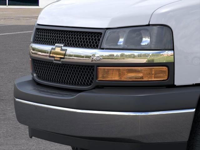 2025 Chevrolet Express Cutaway Work Van