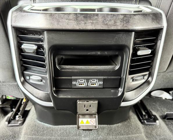 2022 Ram 1500 Big Horn Crew Cab 4x2 5'7" Box