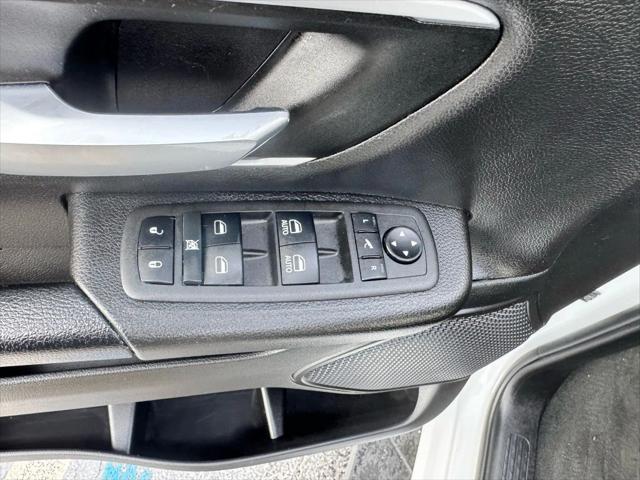2022 Ram 1500 Big Horn Crew Cab 4x2 5'7" Box