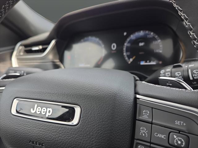 2025 Jeep Grand Cherokee L Limited 4x4