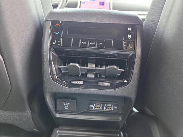 2025 Jeep Grand Cherokee L Limited 4x4