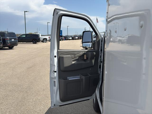 2025 Chevrolet Express Cutaway Work Van