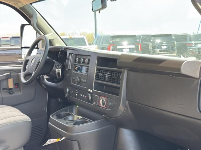 2025 Chevrolet Express Cutaway Work Van