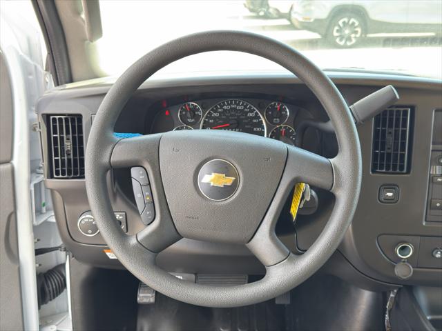 2025 Chevrolet Express Cutaway Work Van