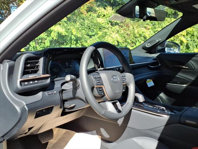 2025 Toyota Crown Signia Limited