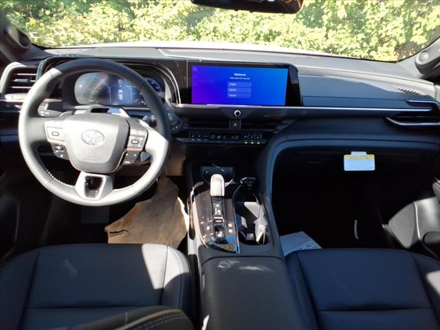 2025 Toyota Crown Signia Limited