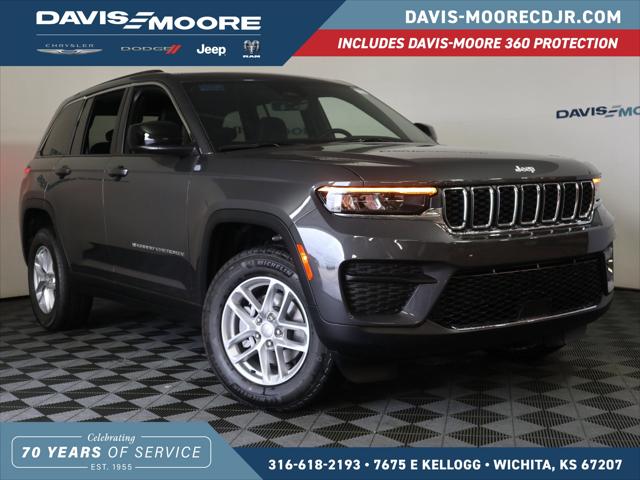 2025 Jeep Grand Cherokee GRAND CHEROKEE LAREDO X 4X4