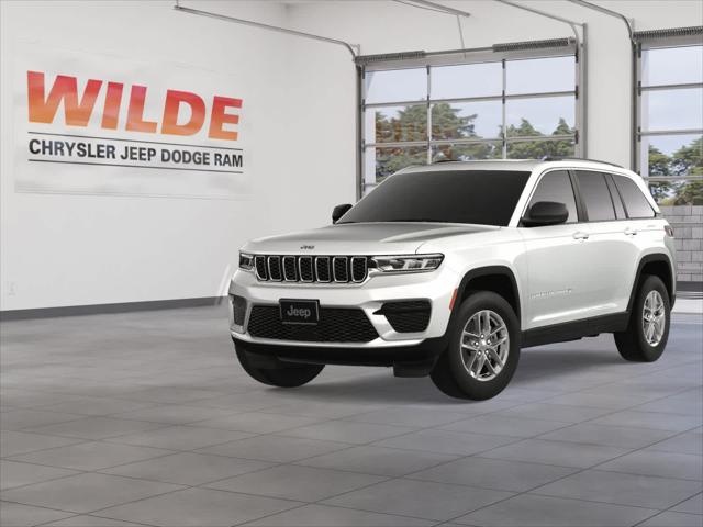 2025 Jeep Grand Cherokee GRAND CHEROKEE LAREDO X 4X4