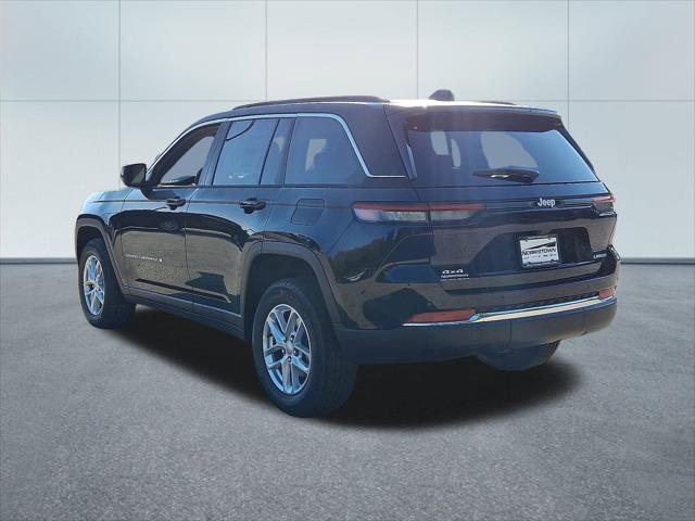 2025 Jeep Grand Cherokee GRAND CHEROKEE LAREDO X 4X4