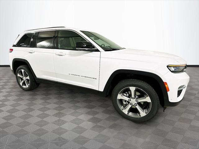 2025 Jeep Grand Cherokee GRAND CHEROKEE LIMITED 4X4 2025 Jeep Grand Cherokee GRAND CHEROKEE LIMITED 4X4