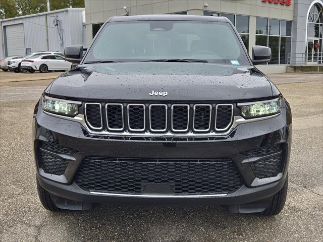 2025 Jeep Grand Cherokee GRAND CHEROKEE LAREDO X 4X4 2025 Jeep Grand Cherokee GRAND CHEROKEE LAREDO X 4X4