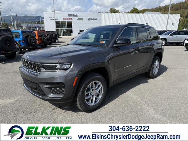 2025 Jeep Grand Cherokee GRAND CHEROKEE LAREDO X 4X4