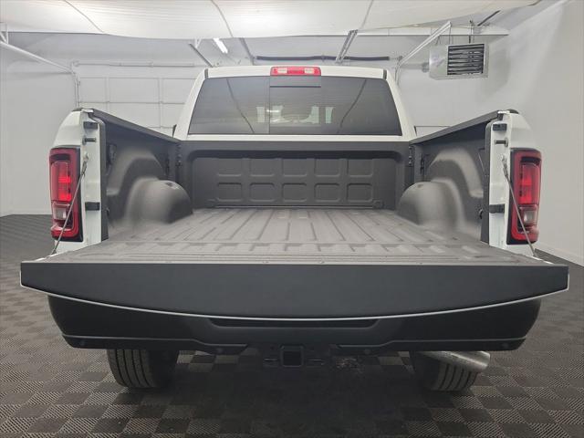 2026 Ram 3500 Tradesman Crew Cab 4x4 6'4" Box
