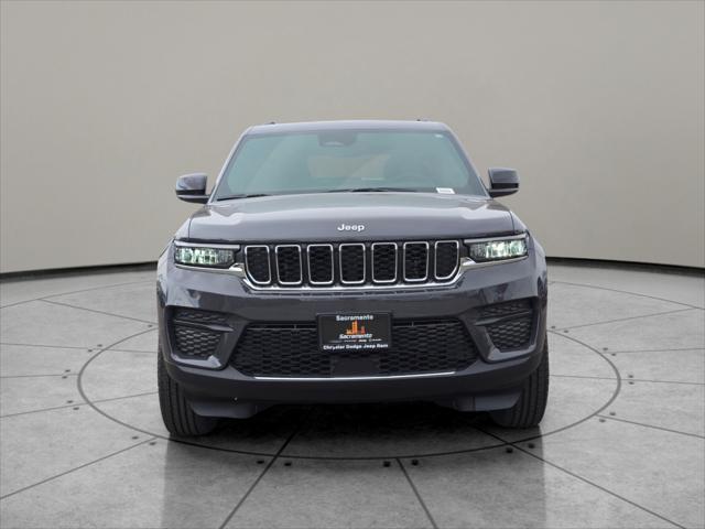 2025 Jeep Grand Cherokee GRAND CHEROKEE LAREDO 4X4 2025 Jeep Grand Cherokee GRAND CHEROKEE LAREDO 4X4