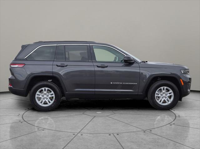 2025 Jeep Grand Cherokee GRAND CHEROKEE LAREDO 4X4 2025 Jeep Grand Cherokee GRAND CHEROKEE LAREDO 4X4