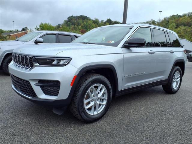 2025 Jeep Grand Cherokee GRAND CHEROKEE LAREDO X 4X4 2025 Jeep Grand Cherokee GRAND CHEROKEE LAREDO X 4X4