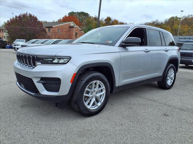 2025 Jeep Grand Cherokee GRAND CHEROKEE LAREDO X 4X4 2025 Jeep Grand Cherokee GRAND CHEROKEE LAREDO X 4X4