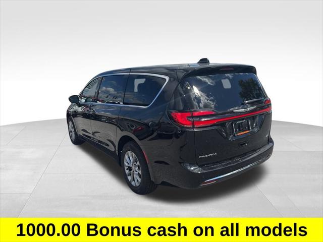 2026 Chrysler Pacifica PACIFICA SELECT AWD