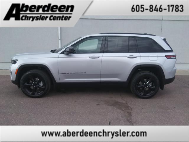 2025 Jeep Grand Cherokee GRAND CHEROKEE LIMITED 4X4