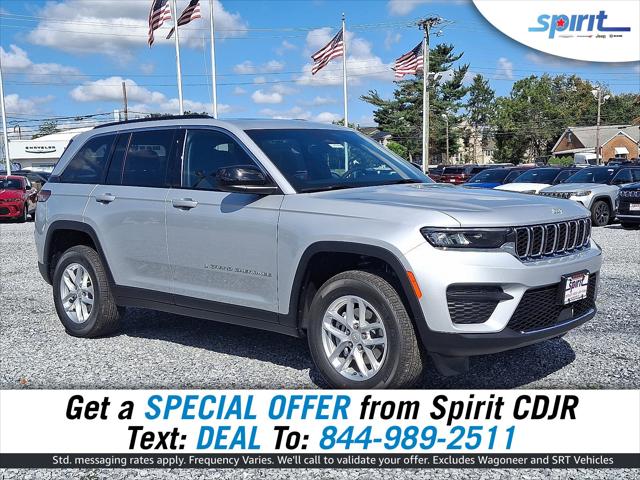 2025 Jeep Grand Cherokee GRAND CHEROKEE LAREDO X 4X4 2025 Jeep Grand Cherokee GRAND CHEROKEE LAREDO X 4X4