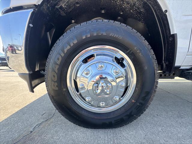 2026 RAM Ram 3500 RAM 3500 TRADESMAN CREW CAB 4X4 8 BOX