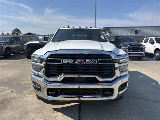 2026 RAM Ram 3500 RAM 3500 TRADESMAN CREW CAB 4X4 8 BOX