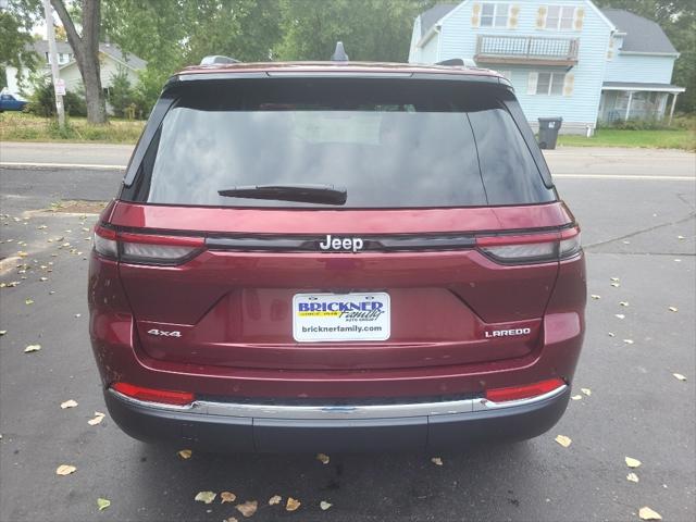 2025 Jeep Grand Cherokee GRAND CHEROKEE LAREDO X 4X4