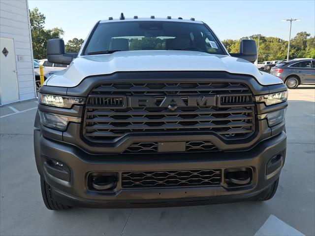 2026 RAM Ram 5500 Chassis Cab RAM 5500 TRADESMAN CHASSIS CREW CAB 4X4 84 CA 2026 RAM Ram 5500 Chassis Cab RAM 5500 TRADESMAN CHASSIS CREW CAB 4X4 84 CA