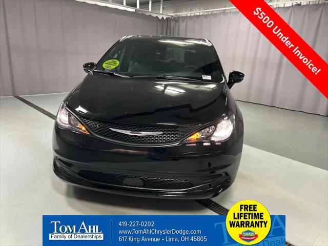 2026 Chrysler Voyager VOYAGER LX