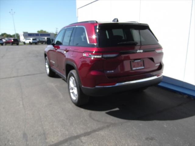 2025 Jeep Grand Cherokee GRAND CHEROKEE LAREDO X 4X4 2025 Jeep Grand Cherokee GRAND CHEROKEE LAREDO X 4X4