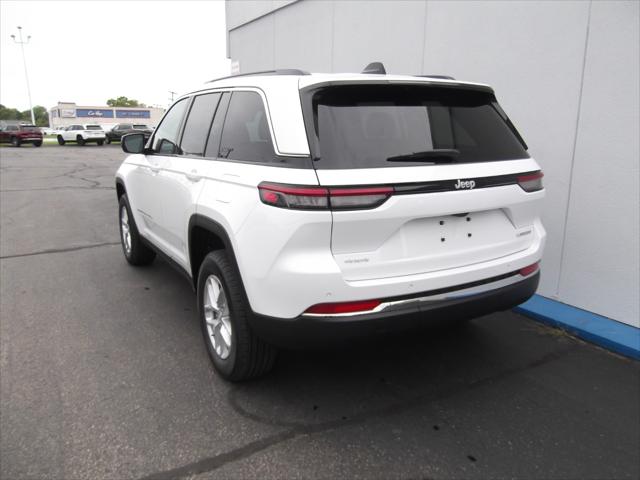 2025 Jeep Grand Cherokee GRAND CHEROKEE LAREDO X 4X4 2025 Jeep Grand Cherokee GRAND CHEROKEE LAREDO X 4X4