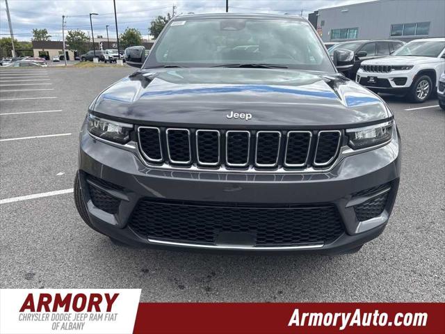 2025 Jeep Grand Cherokee GRAND CHEROKEE LAREDO X 4X4 2025 Jeep Grand Cherokee GRAND CHEROKEE LAREDO X 4X4