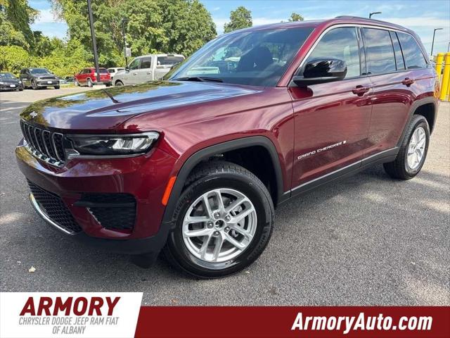 2025 Jeep Grand Cherokee GRAND CHEROKEE LAREDO X 4X4