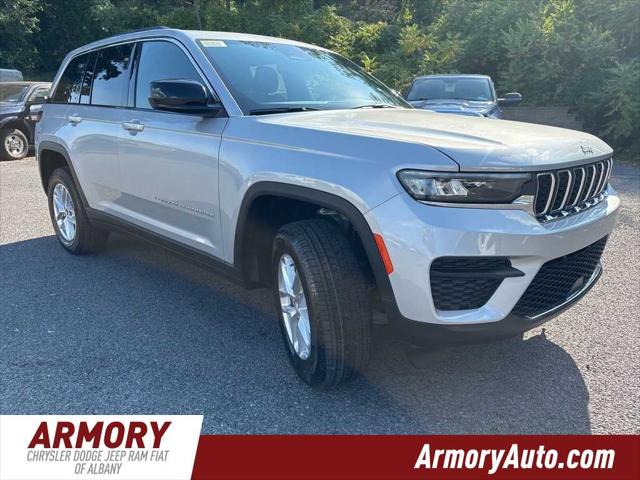 2025 Jeep Grand Cherokee GRAND CHEROKEE LAREDO X 4X4 2025 Jeep Grand Cherokee GRAND CHEROKEE LAREDO X 4X4