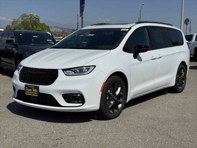 2026 Chrysler Pacifica PACIFICA LIMITED 2026 Chrysler Pacifica PACIFICA LIMITED