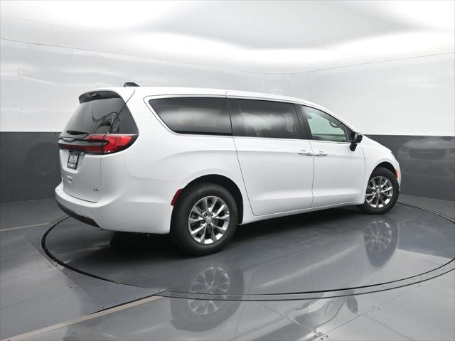 2026 Chrysler Pacifica PACIFICA SELECT AWD 2026 Chrysler Pacifica PACIFICA SELECT AWD