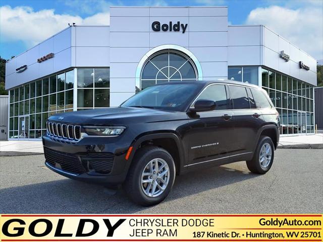 2025 Jeep Grand Cherokee GRAND CHEROKEE LAREDO X 4X4