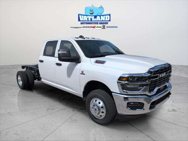 2026 RAM Ram 3500 Chassis Cab RAM 3500 TRADESMAN CREW CAB CHASSIS 4X4 60 CA 2026 RAM Ram 3500 Chassis Cab RAM 3500 TRADESMAN CREW CAB CHASSIS 4X4 60 CA