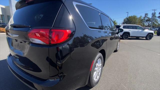 2026 Chrysler Voyager VOYAGER LX