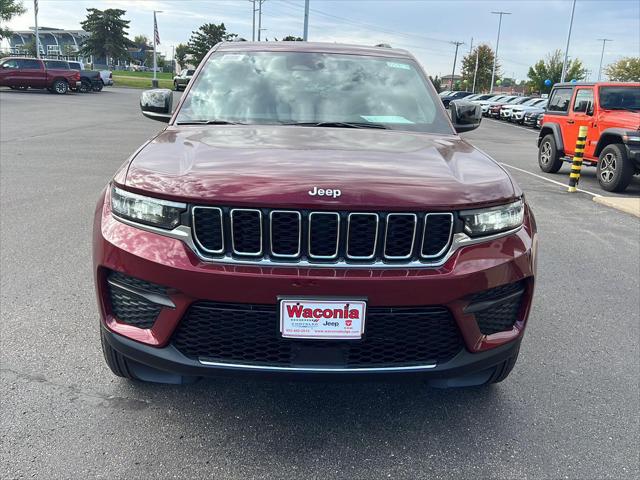 2025 Jeep Grand Cherokee GRAND CHEROKEE LAREDO X 4X4