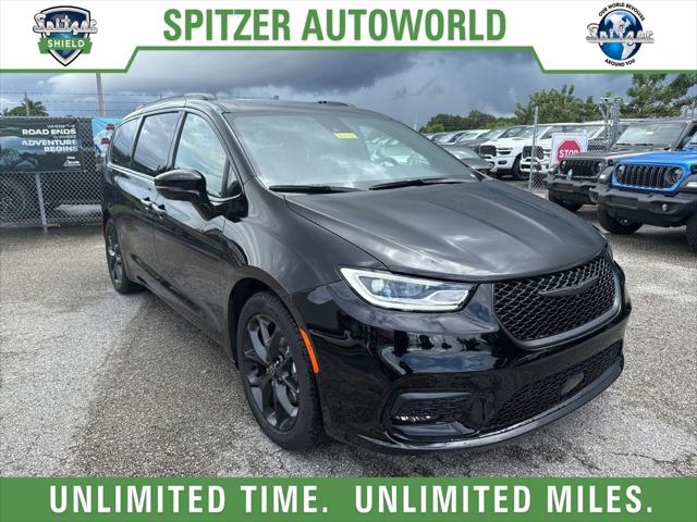 2026 Chrysler Pacifica PACIFICA LIMITED