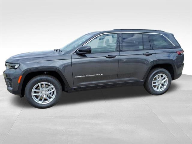 2025 Jeep Grand Cherokee GRAND CHEROKEE LAREDO X 4X4 2025 Jeep Grand Cherokee GRAND CHEROKEE LAREDO X 4X4