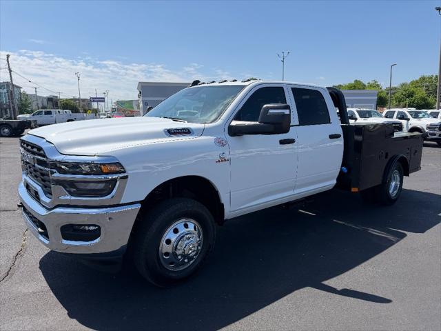 2026 RAM Ram 3500 Chassis Cab RAM 3500 TRADESMAN CREW CAB CHASSIS 4X4 60 CA 2026 RAM Ram 3500 Chassis Cab RAM 3500 TRADESMAN CREW CAB CHASSIS 4X4 60 CA