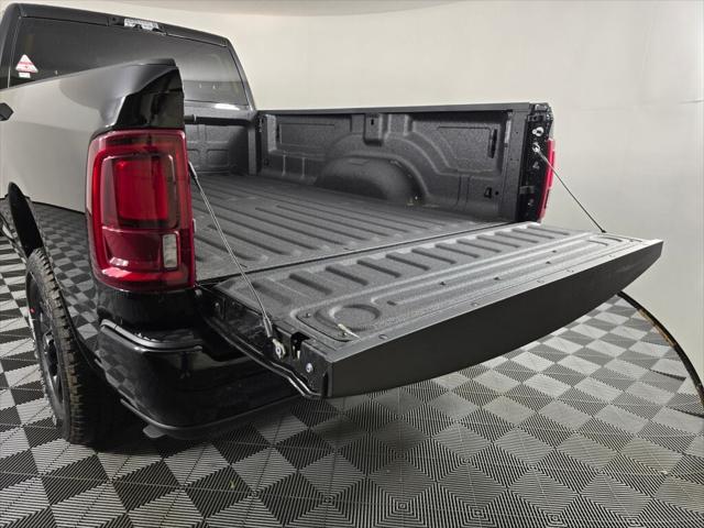 2026 Ram 3500 Big Horn Crew Cab 4x4 8' Box