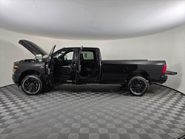 2026 Ram 3500 Big Horn Crew Cab 4x4 8' Box