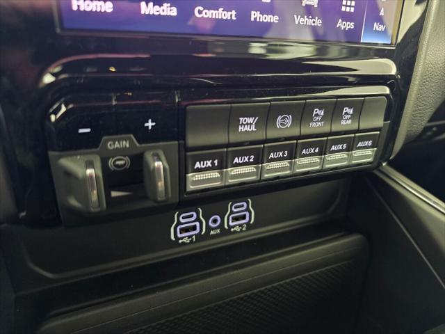 2026 Ram 3500 Big Horn Crew Cab 4x4 8' Box