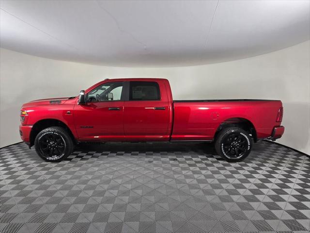 2026 Ram 3500 Big Horn Crew Cab 4x4 8' Box