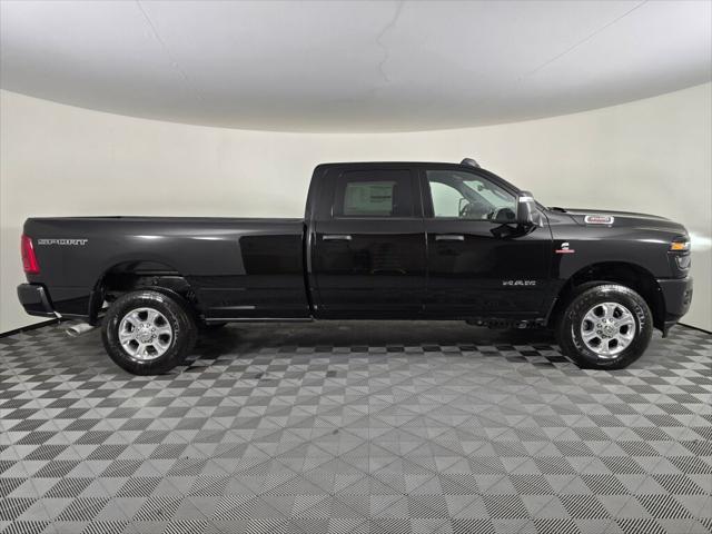 2026 Ram 3500 Big Horn Crew Cab 4x4 8' Box