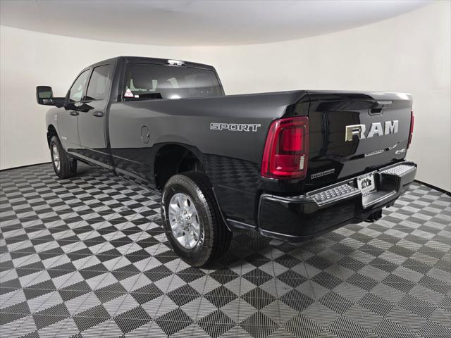 2026 Ram 3500 Big Horn Crew Cab 4x4 8' Box